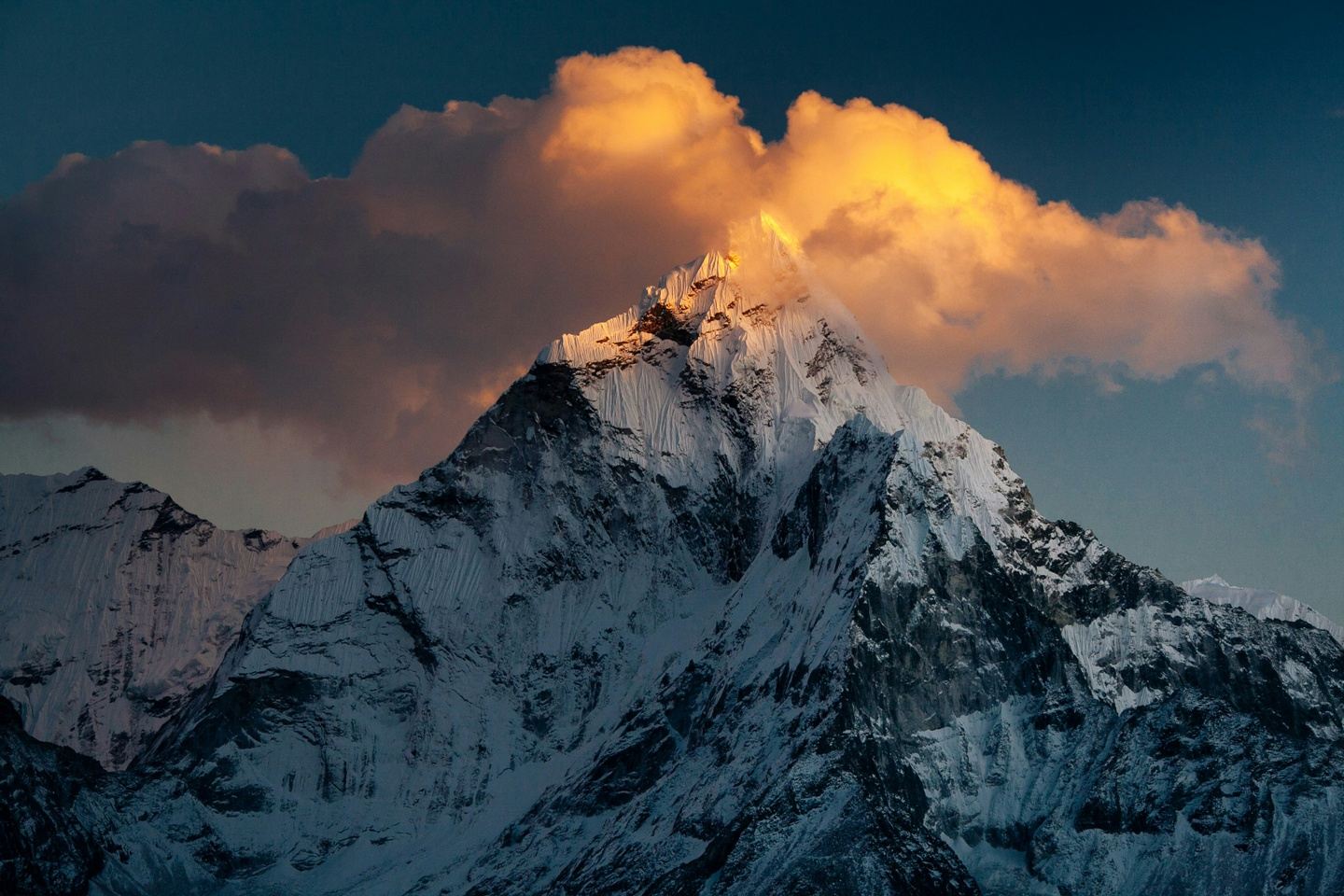 Everest View Helicopter Tour with Hotel Everest View