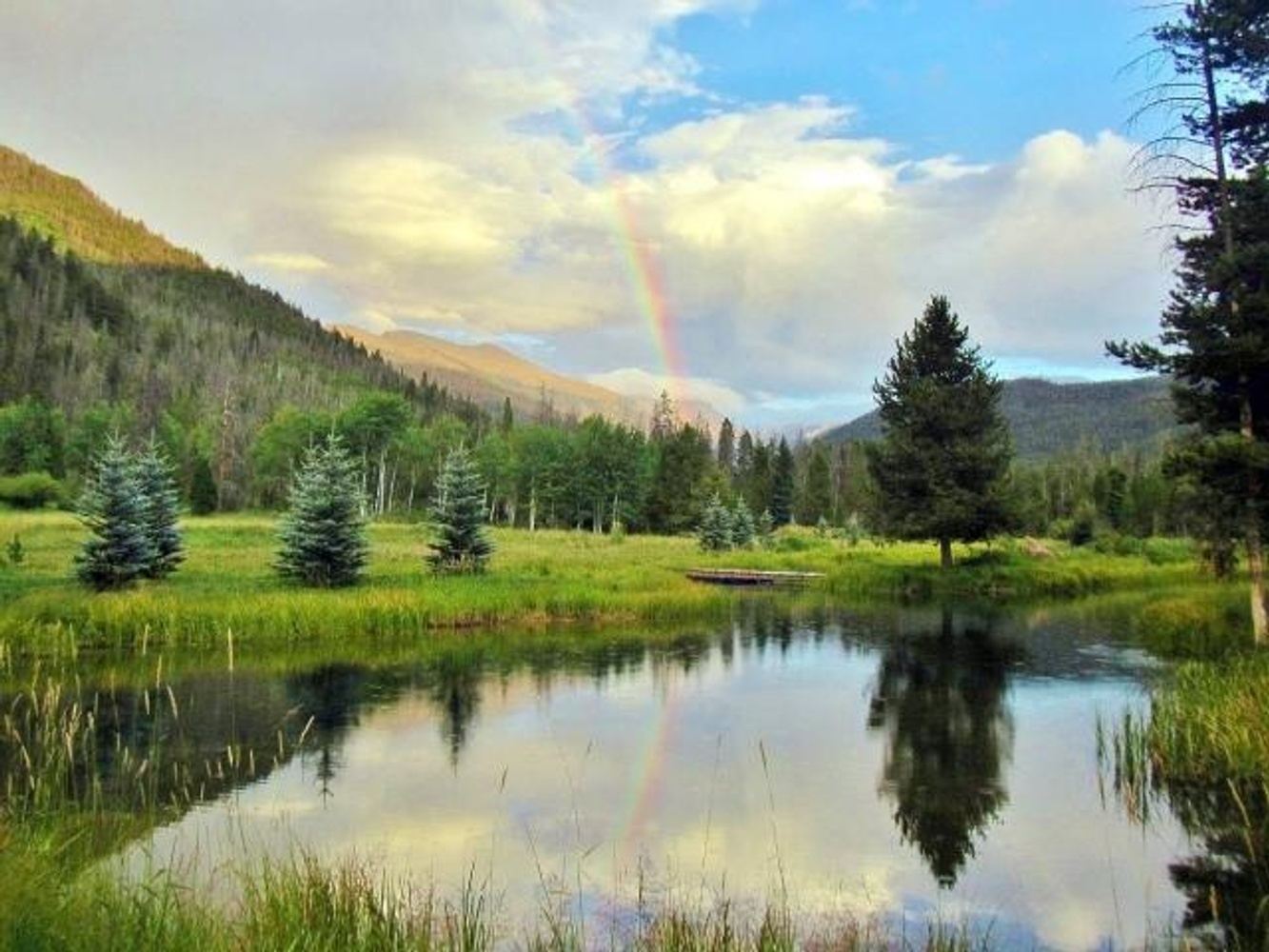 Eat, Hike, Yoga Retreat in the Colorado Rockies