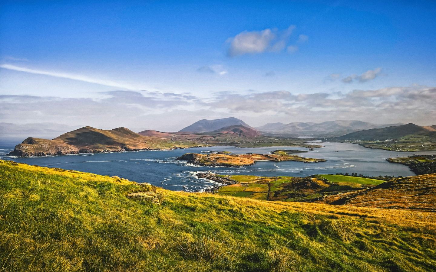 APR 2025: Ireland's Captivating Countryside