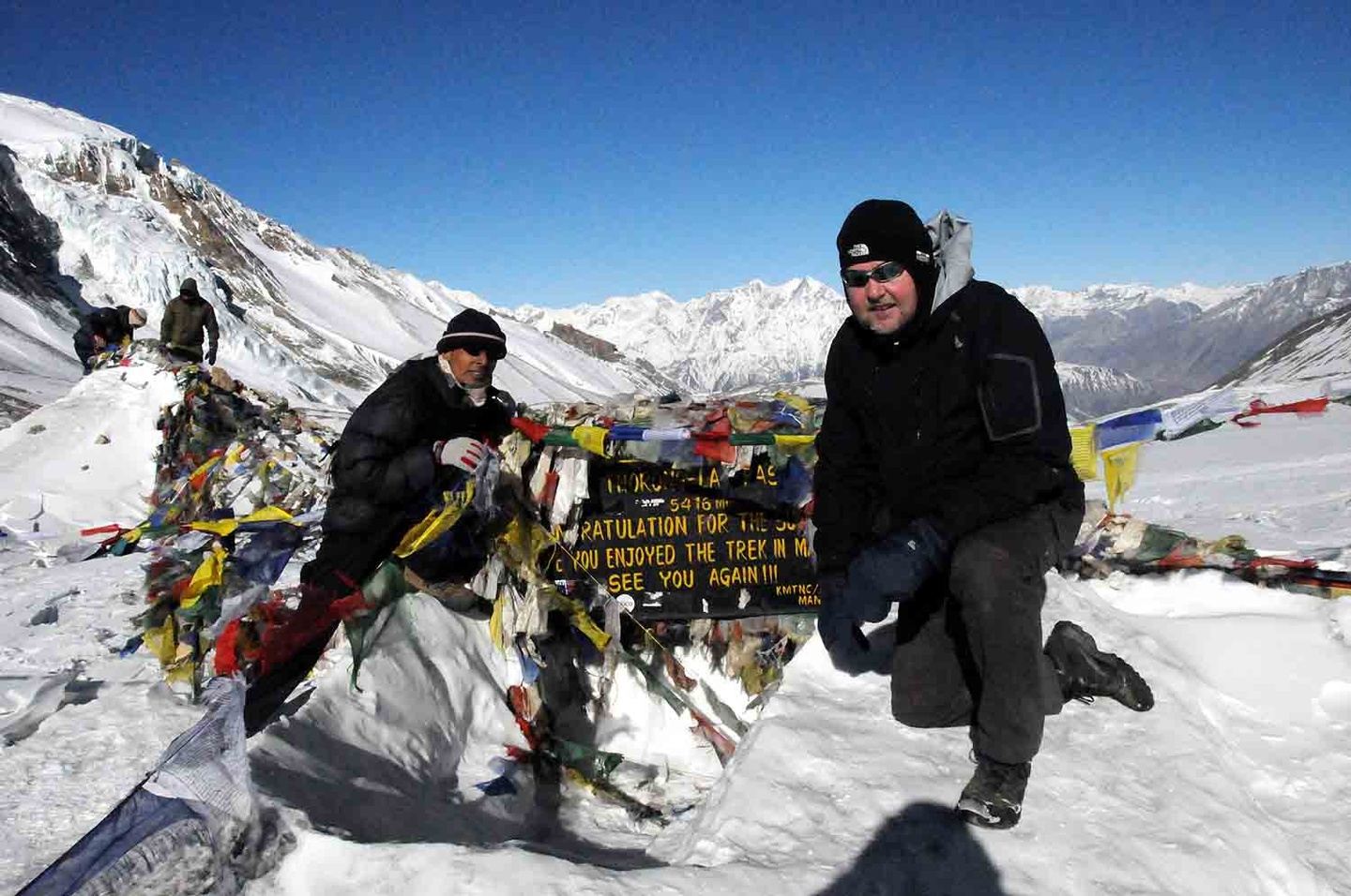 Guide / Porter Advance for Annapurna Trekking region