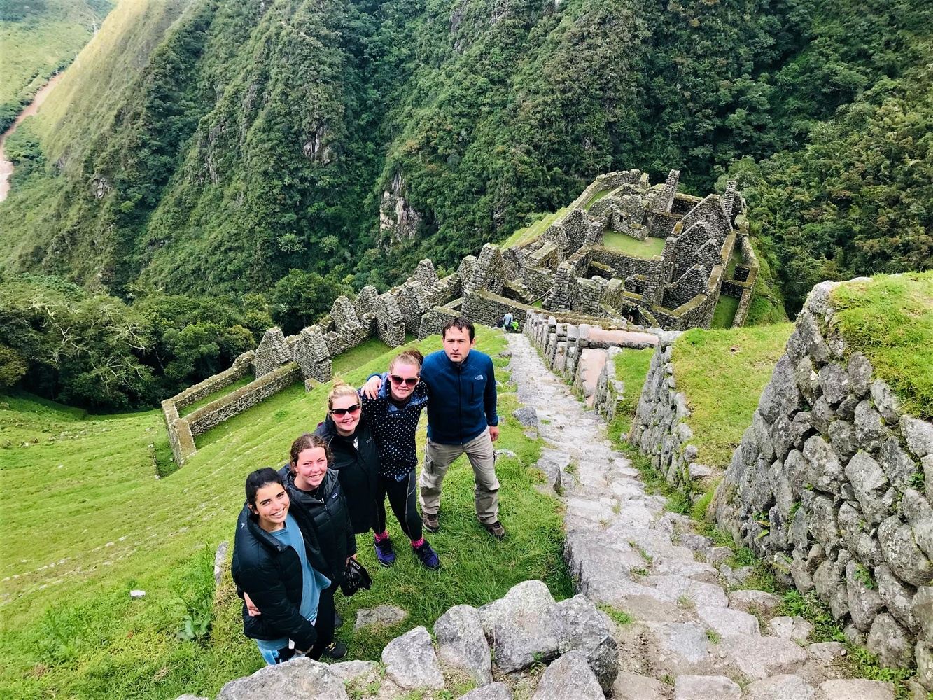 Short Inca Trail to Machu Picchu 2 days with Camping - Syreen