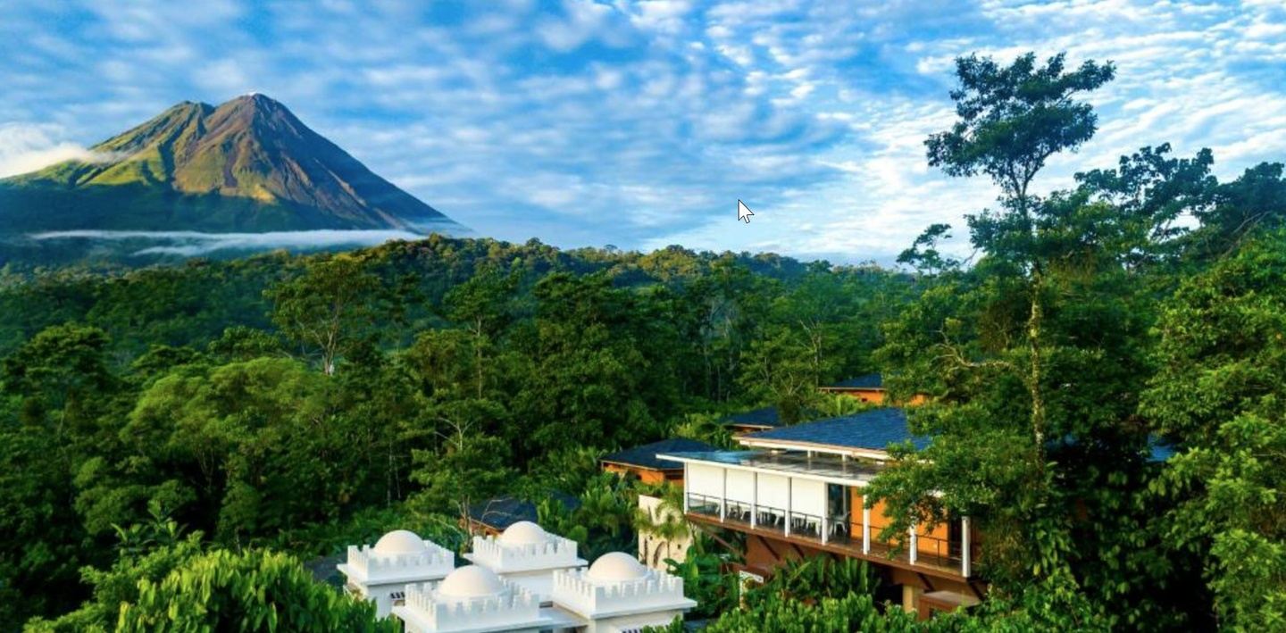 Costa Rica 5 Star luxury jungle & beach adventure.