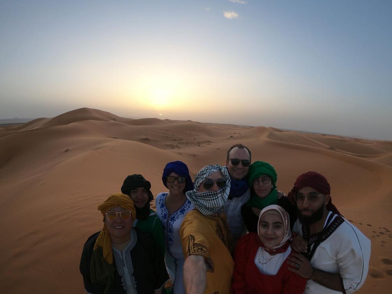 Express group budget desert tour from Marrakech (with luxury camp))