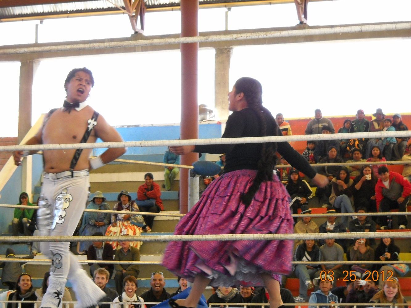 Cholitas Wrestling