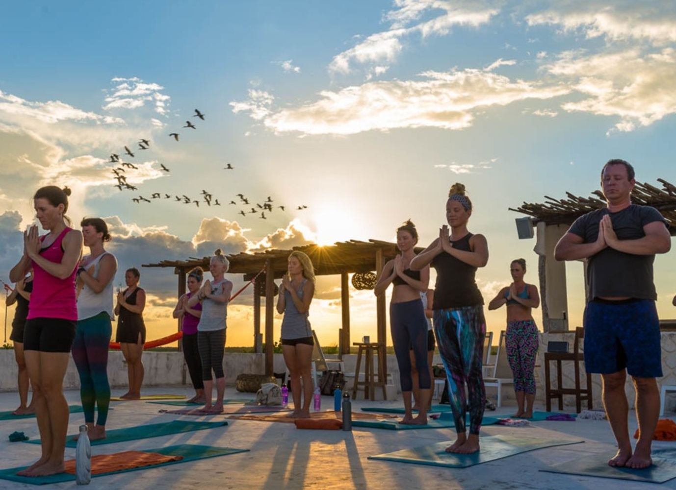 SEA & SOL YOGA RETREAT in TULUM with Shelly, Hanna & Sam!