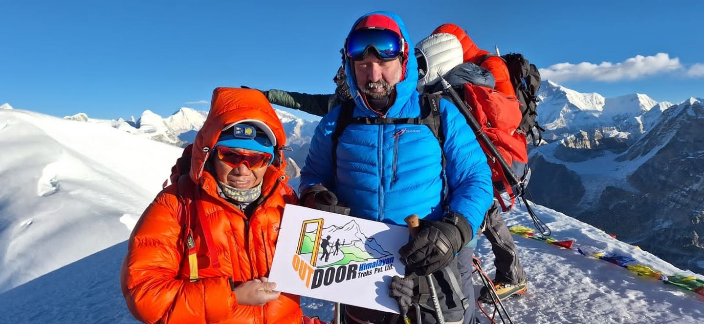 Stefan Mera Peak Expedition, March /April 2024