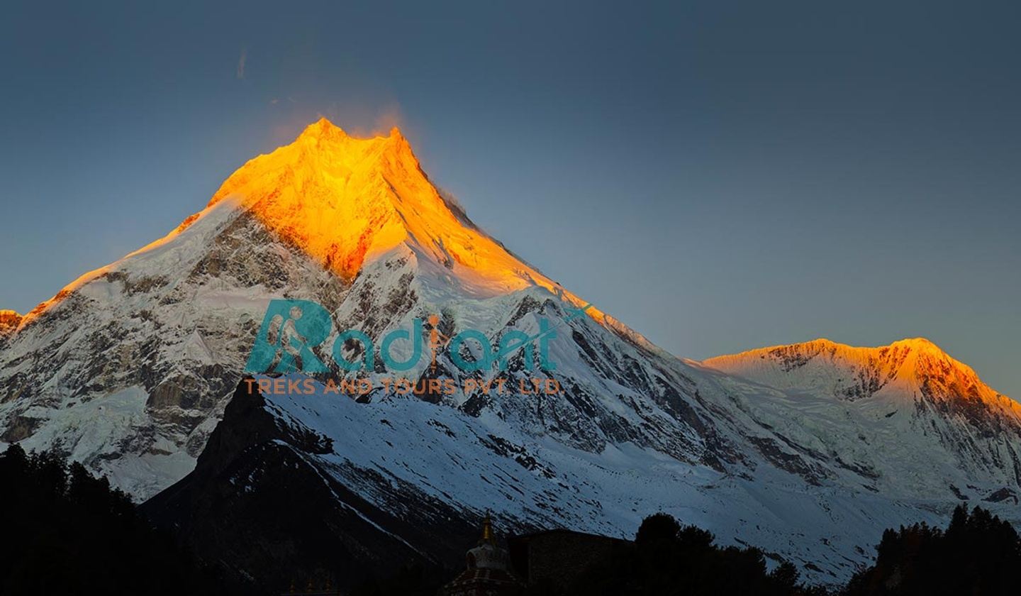 Manaslu Circuit Trek - 15 Days