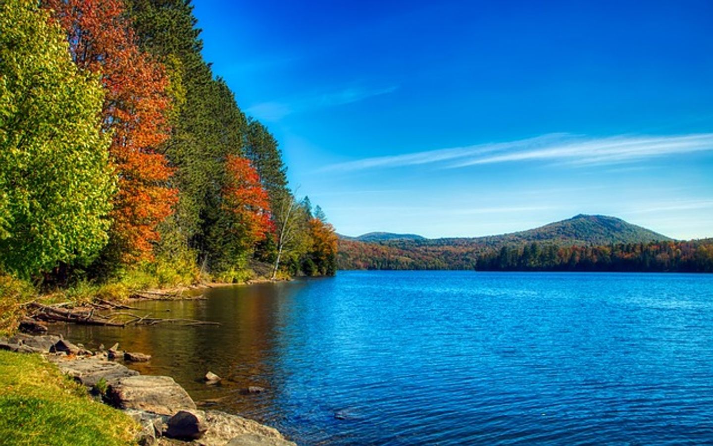 Vermont - All American Beauty & Charm Bus Trip