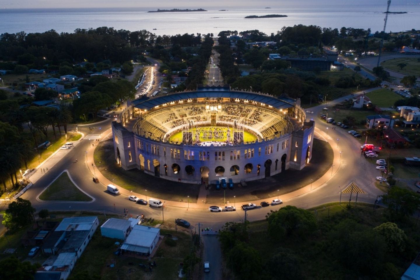 Colonia Day Tour + Cena Show Mansion Tango