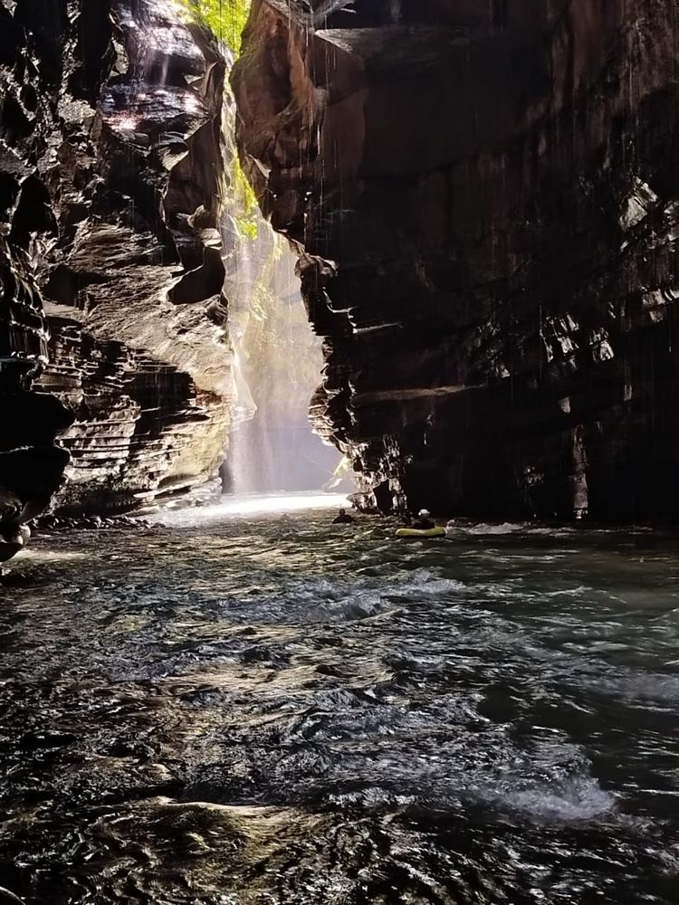 Guapé y Guejar: rafting + tubing in Lejanías (Meta, Colombia)