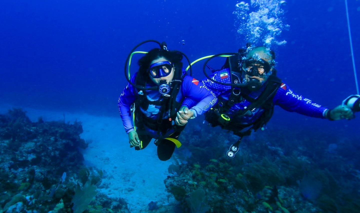 DEPOSIT DIVE WITH RUBEN in Puerto Morelos, Quintana Roo, Mexico