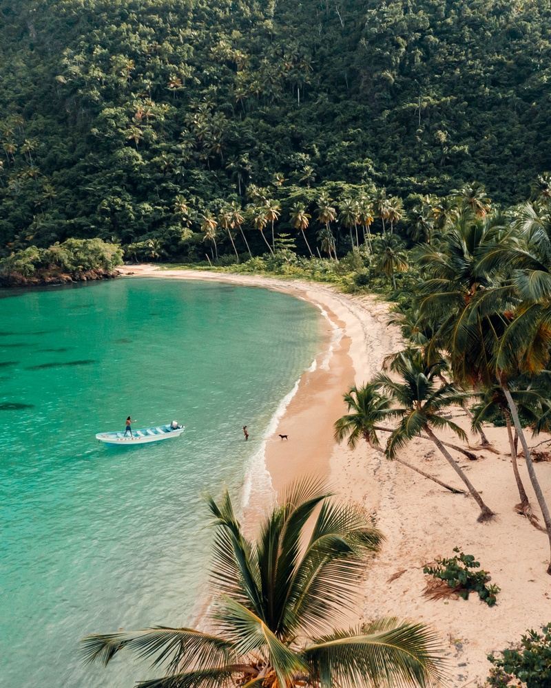 Ermitaño Beach Day Trip