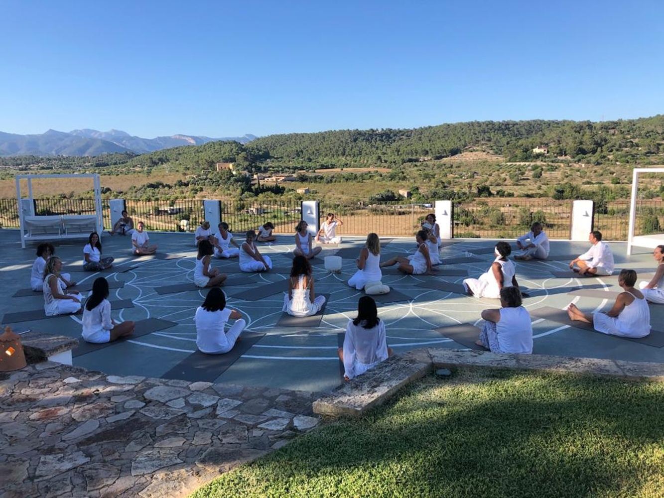 Mallorca Yoga Retreat Mai 2023 // The art of exploration