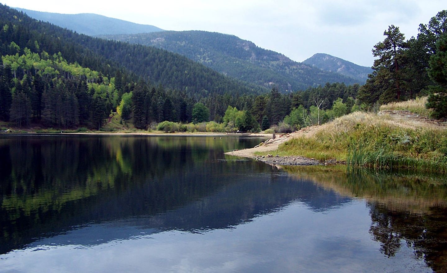 Day hike and meditation in Lake San Isabel, Colorado