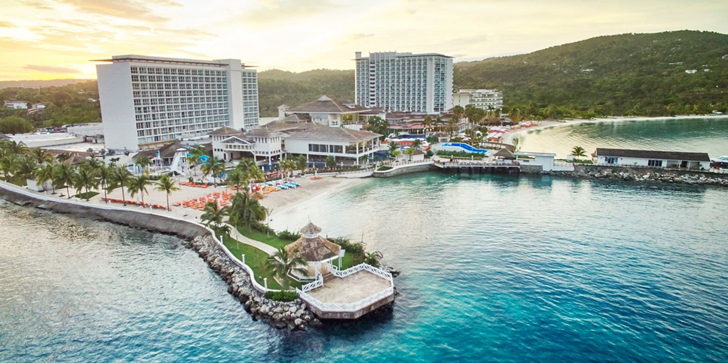 Ocho Rios Jamaica Weekend (Resort Stay & Airport Transportation Only)