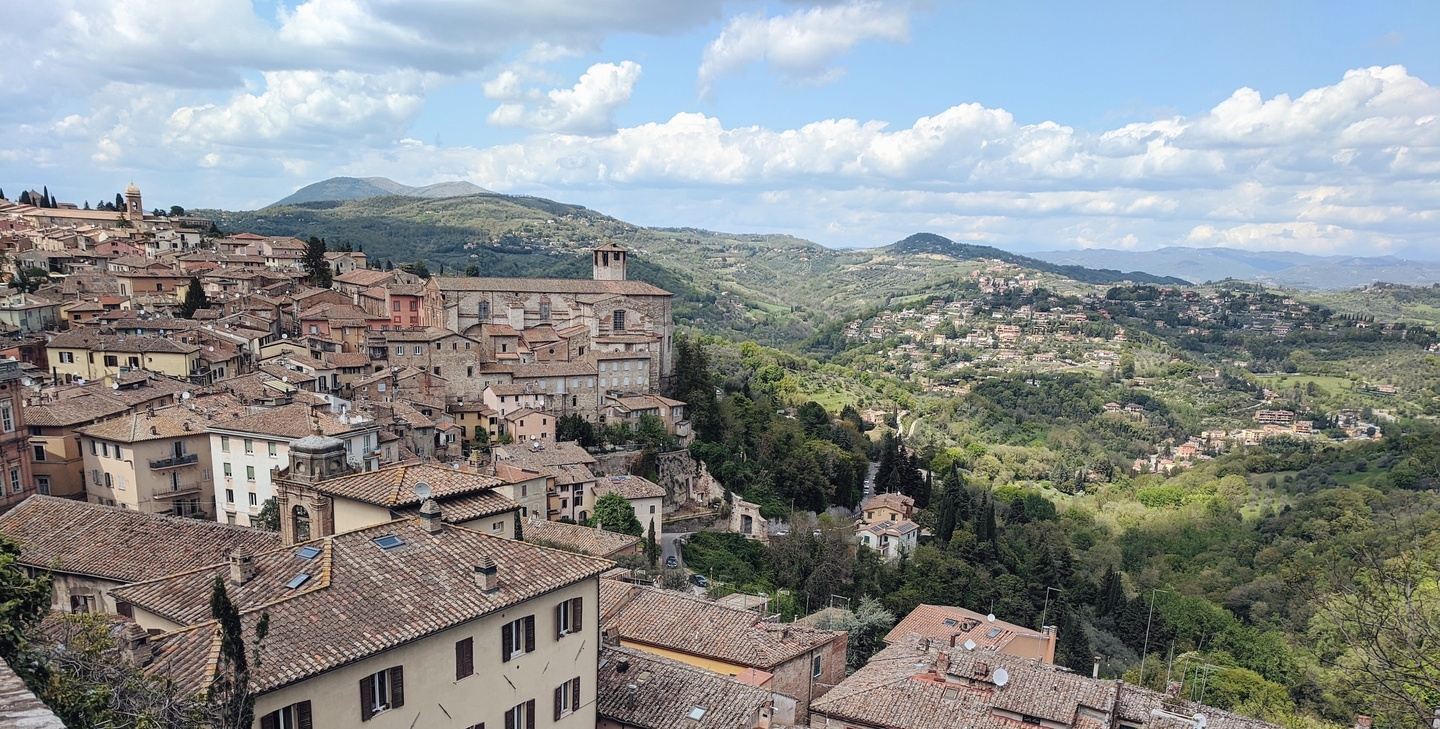 La Dolce Vita: Tuscany Retreat