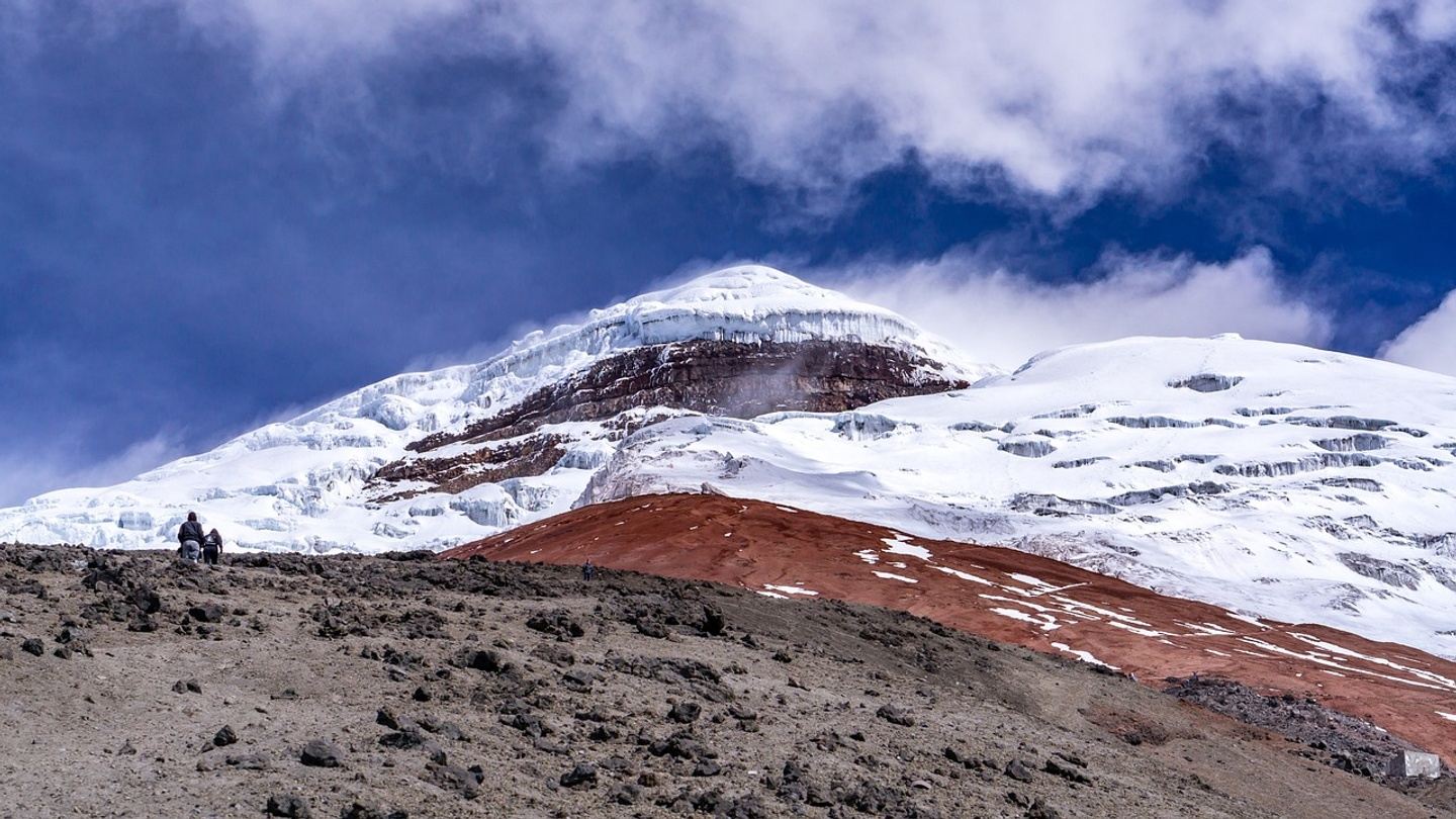 1-Day Cotopaxi Hiking Tour