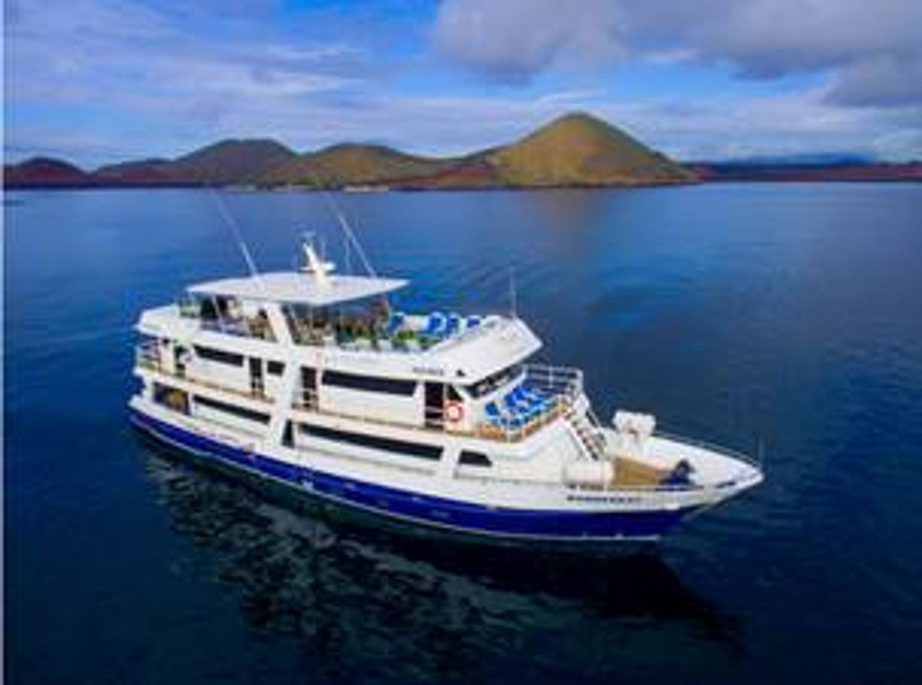 Monserrat Galapagos 4 Day Cruise Itin D (Lower Deck Shared Twin Cabin)