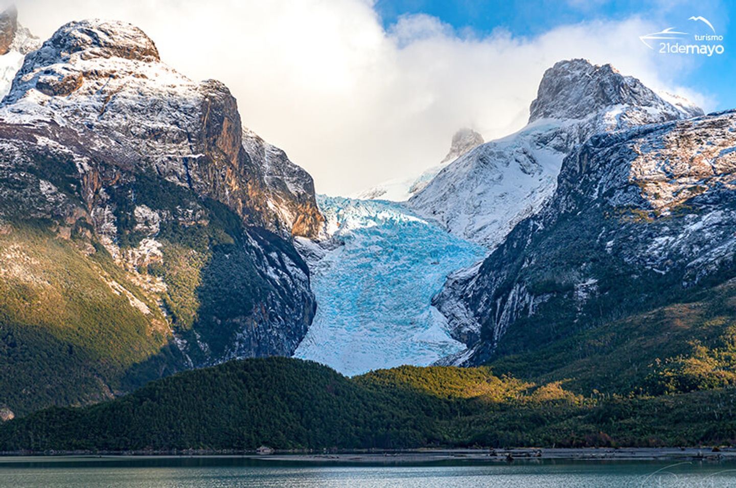 Navegación Glaciares Balmaceda y Serrano