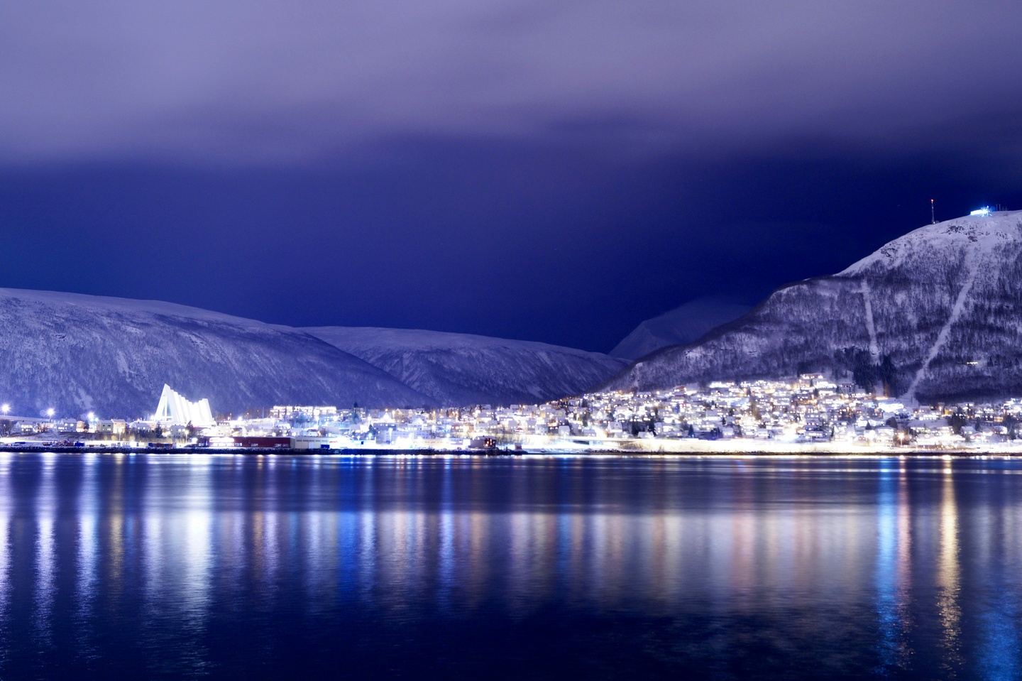 THE NORTH CAPE EXPRESS: HALF VOYAGE | BERGEN TO TROMSO