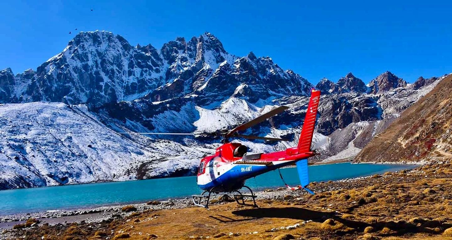 Gokyo Lake to Kathmandu Helicopter Flight Tour