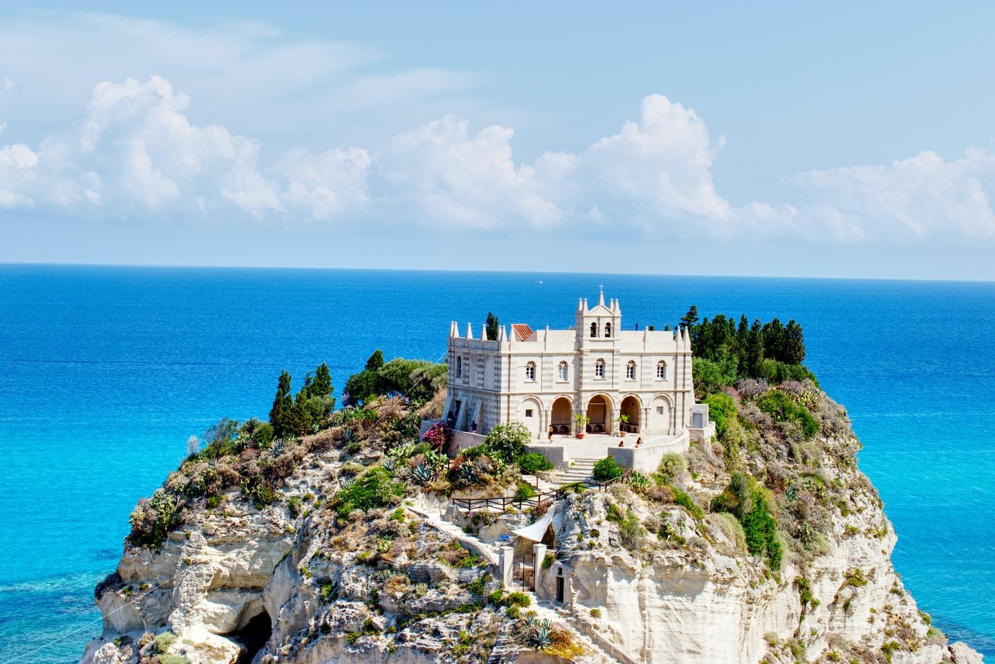 IC Discover the lovely southern Italy, 16-day
