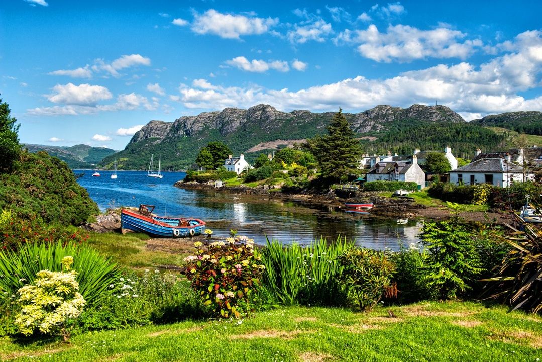 best towns to visit in the scottish highlands