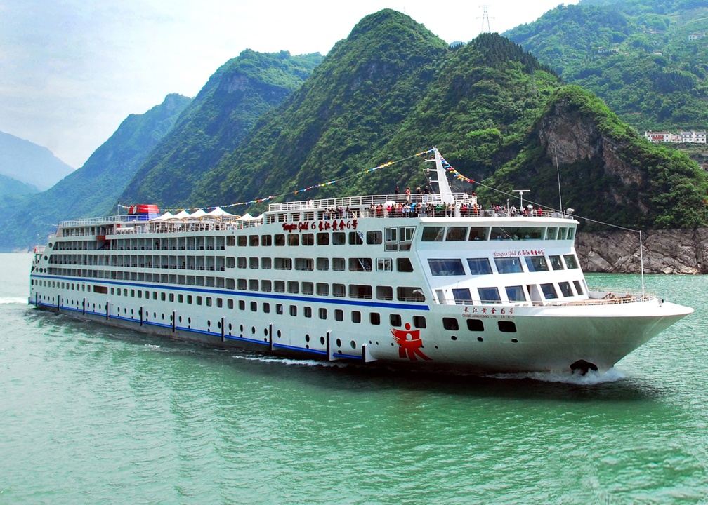 yangtze river cruise ship