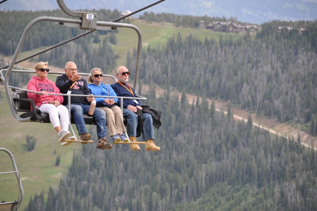 Travel Club at Oak Point Mt. Rushmore, Big Sky MT, & Yellowstone in