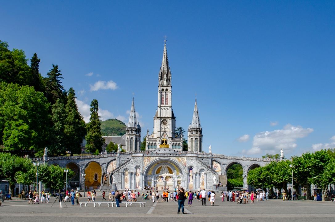 Inside The Vatican Pilgrimages: Garabandal and Lourdes in 39554 San ...