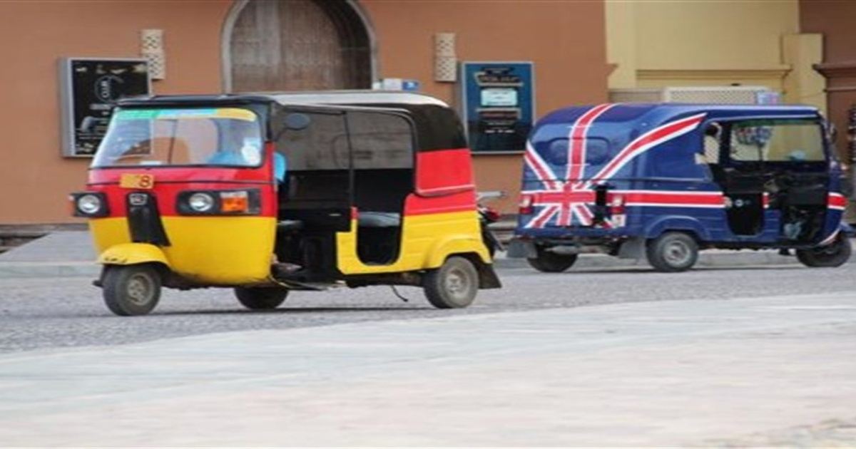 Tuk Tuk Tour in Egypt in Giza, El Omraniya, Egypt