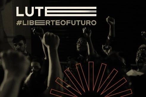 Poster of #Liberte o Futuro. A group for people with fists in the air.