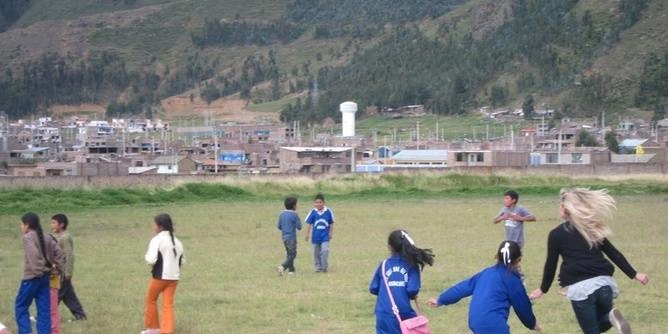Volunteering in sports and physical education with children in Andean communities