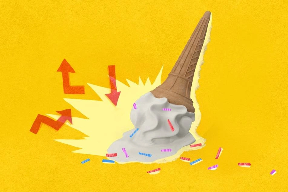 An illustration of an ice cream cone on the floor.