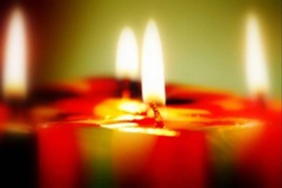 A close up of a candle flame.