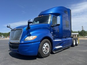 2020 International LT625