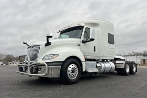 2020 International LT625