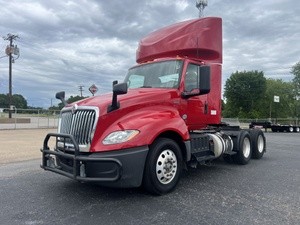 2020 International LT625
