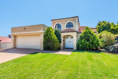 115 Flinders Avenue HILLARYS WA 6025