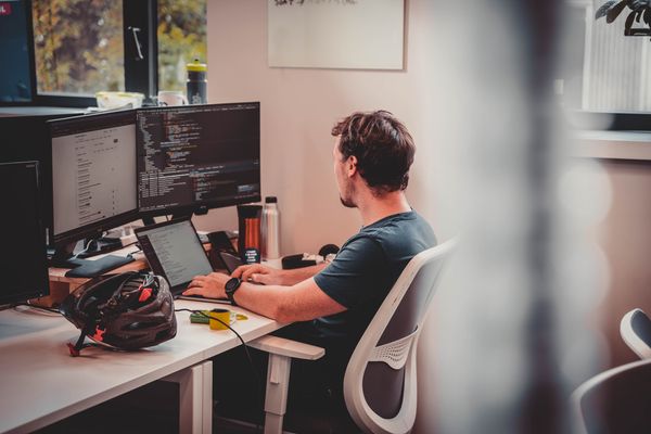 WeLoveDevs.com  gallery image