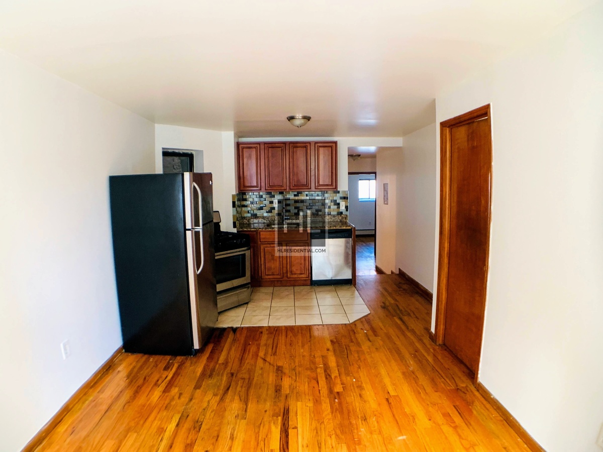 Prime South Slope 3 Bedroom Apartment On 4 Ave Rental