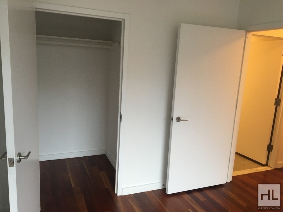 Luxurious New Development Condo Like 1 Bedroom In Bedford