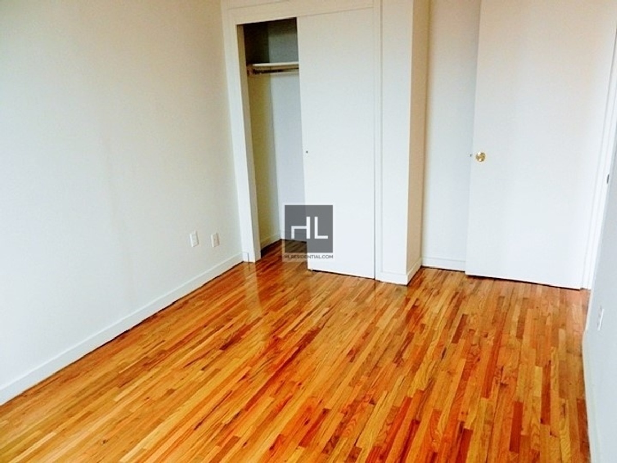 Newly Renovated 2 Bedrooms Milford Street Sutter Ave